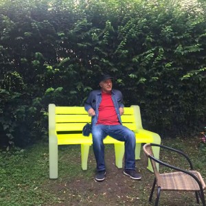 ม้านั่งสวนสาธารณะ LED Glowing Park สำหรับภายนอก PE พลาสติกแบตเตอรี่ม้านั่งสวนสวนเรือนกระจกลานลานสนามหญ้าหรือที่นั่งในสวนสามารถมี 600 กิโลกรัม